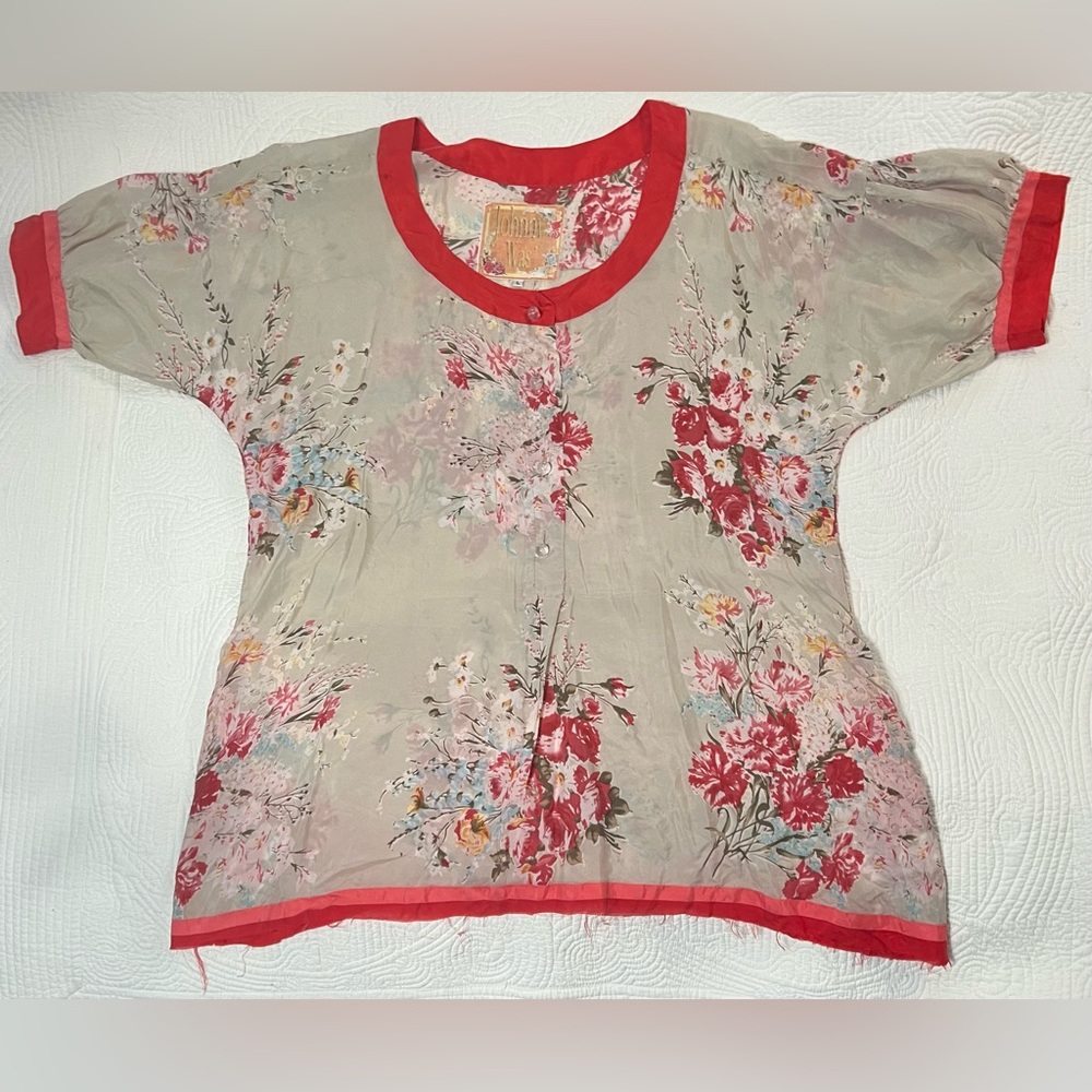 Johnny Was Red Trim Floral Short Sleeve Blouse
